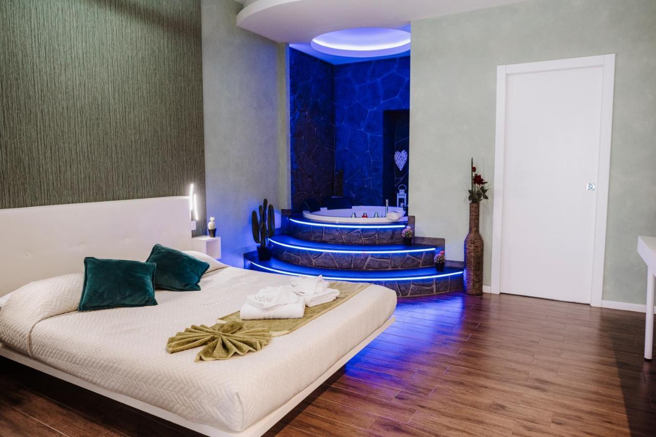 Th Luxury Suite จีอาร์ดีนี นักซอส ภายนอก รูปภาพ